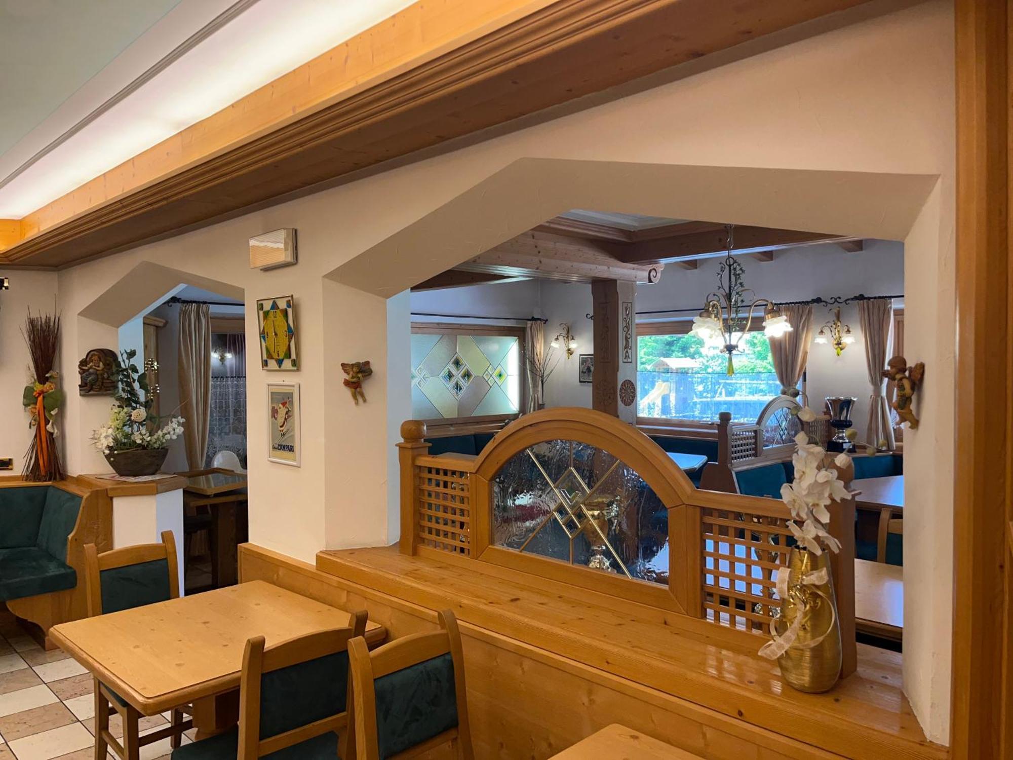 Dolomiten Hotel Irma كنازاي المظهر الخارجي الصورة