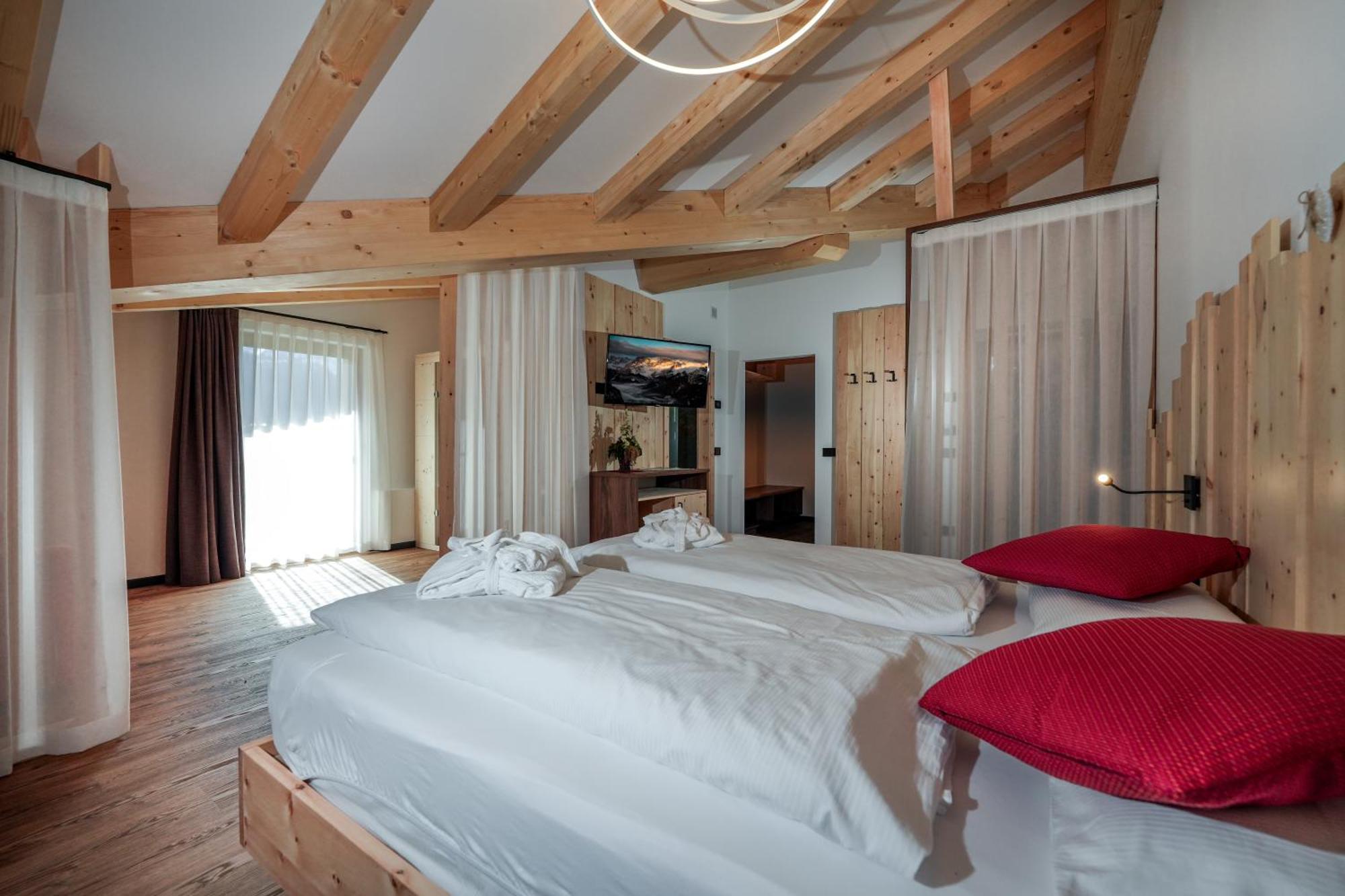 Dolomiten Hotel Irma كنازاي المظهر الخارجي الصورة