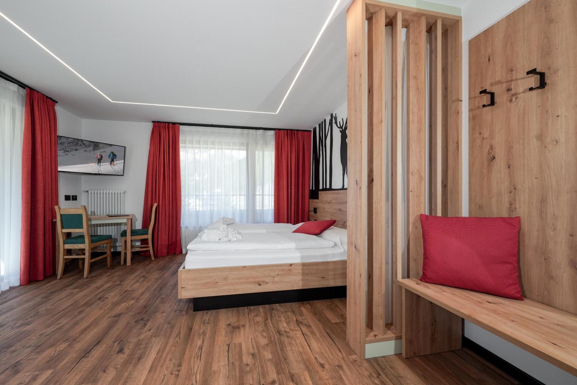 Dolomiten Hotel Irma كنازاي المظهر الخارجي الصورة