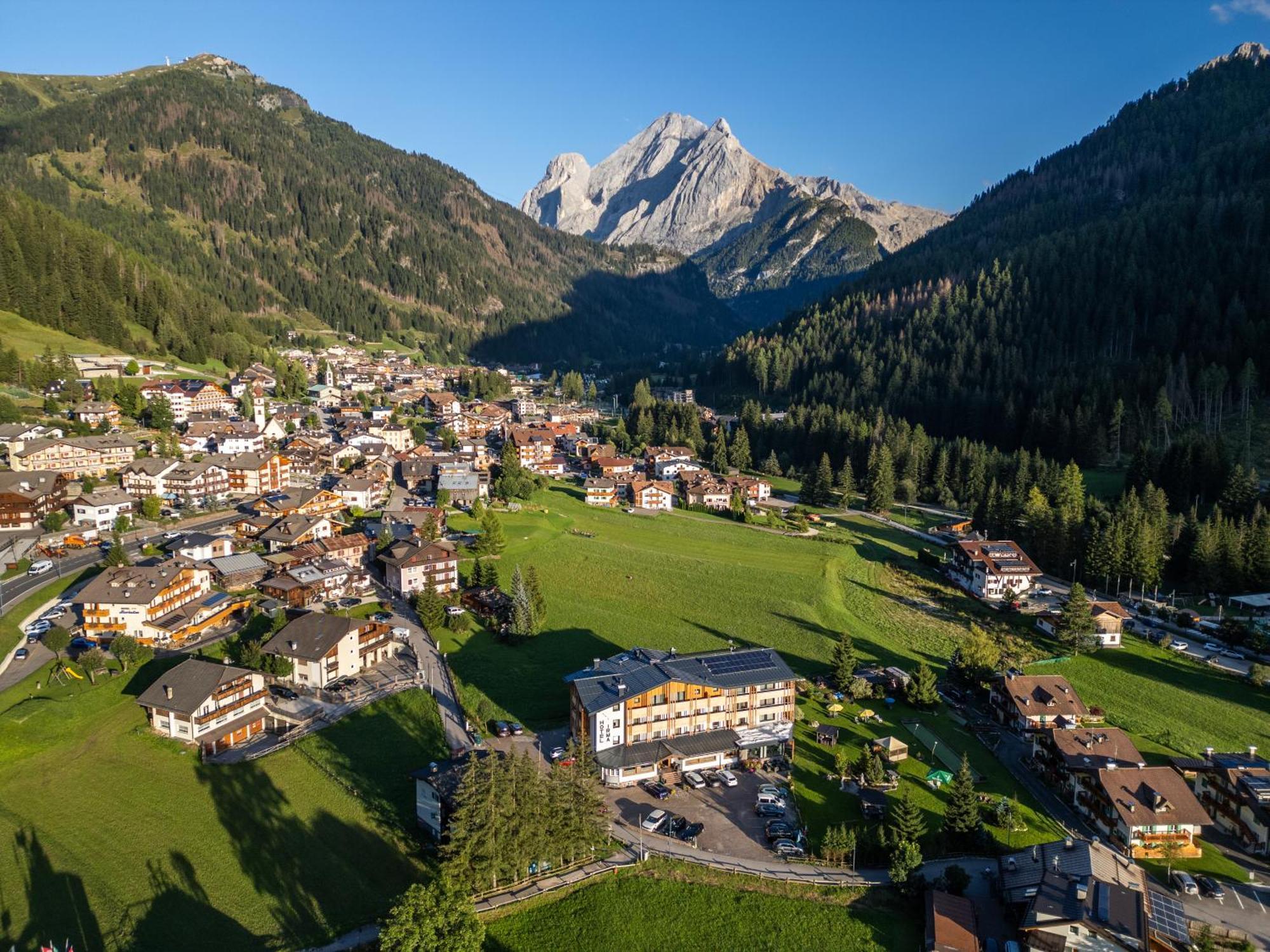 Dolomiten Hotel Irma كنازاي المظهر الخارجي الصورة